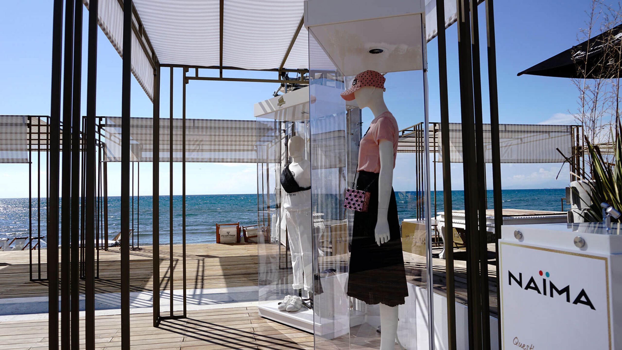 Outdoor display window