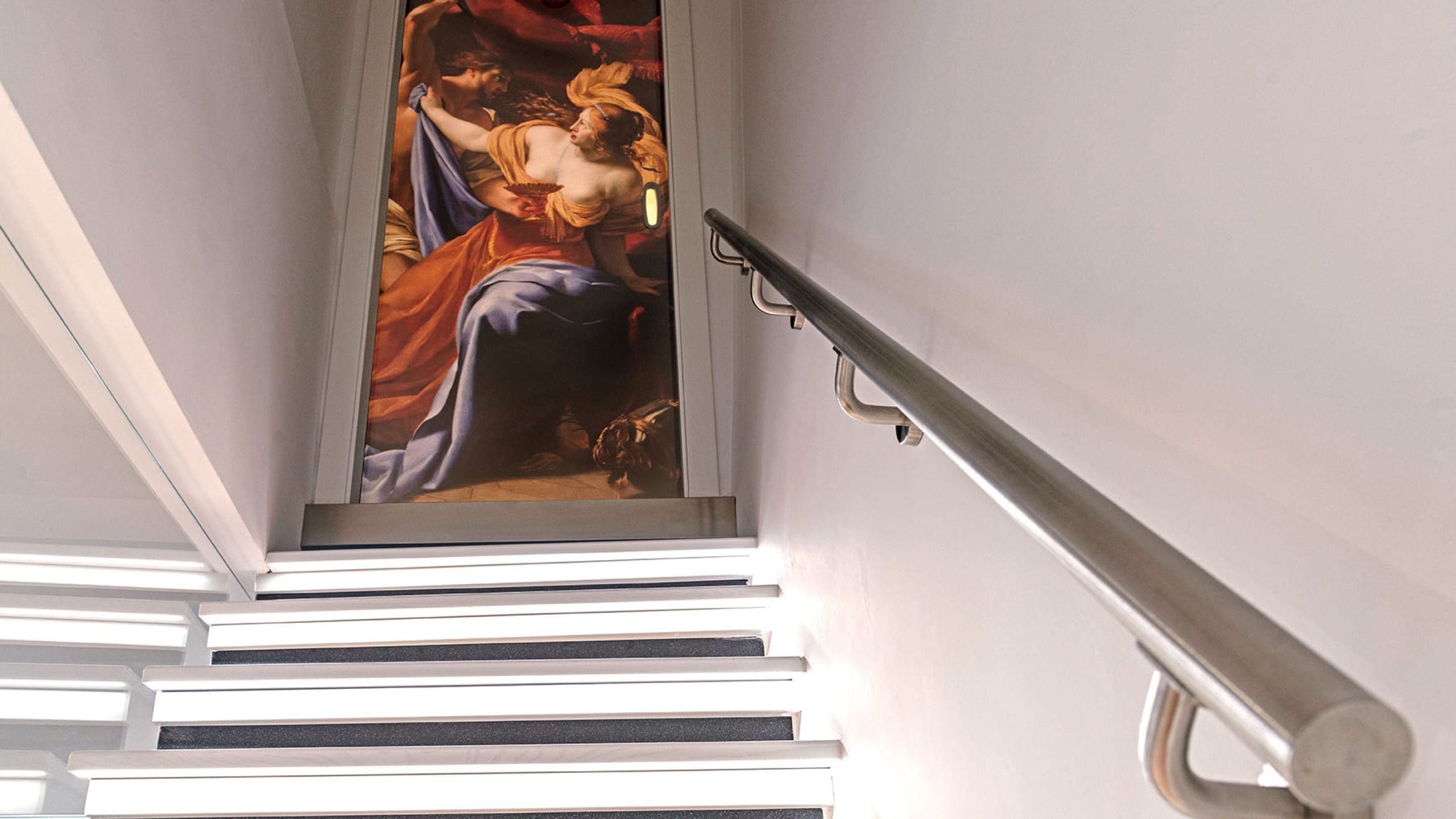Private Apartment with Art Gallery